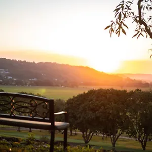 Belle Vue Manor Couples Retreat , Maroochydore Australia